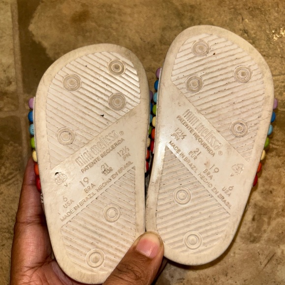 Mini Melissa beach slide sandal with rainbow vamp size 6 - Picture 5 of 5